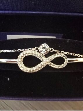 Swarovski Silver Crystal Infinity Bangle Bracelet